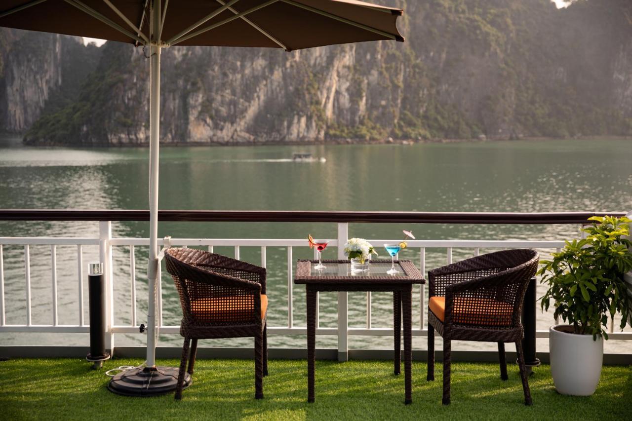 Dora Cruise Hotel Hạ Long-öböl Kültér fotó